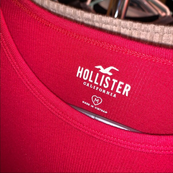 Red Hollister long sleeve top - Picture 4 of 4